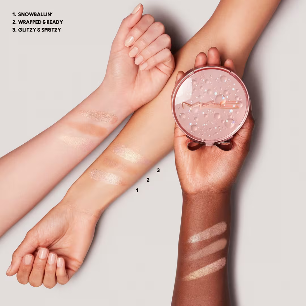MAC Effervescence Extra Dimension Face Compact – Limited Edition Glow Palette