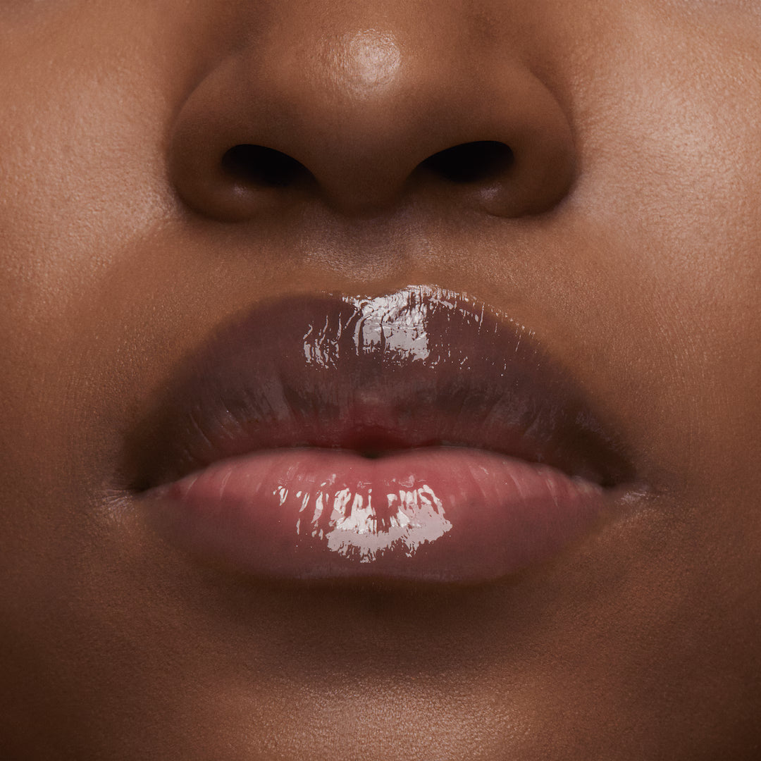 MAC Squirt Plumping Gloss Stick – High-Shine Hydrating Lip Plumper